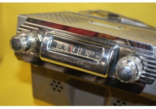 AUTORADIO PHILIPS NF 593V 6/12V...AUTOS ANCIENNES COLLECTION