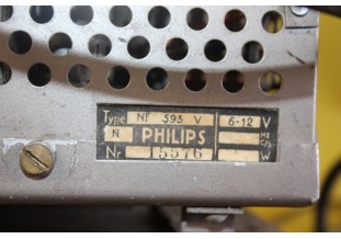 AUTORADIO PHILIPS NF 593V 6/12V...AUTOS ANCIENNES COLLECTION