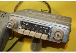 AUTORADIO AREL MAJOR...AUTOS ANCIENNES COLLECTION