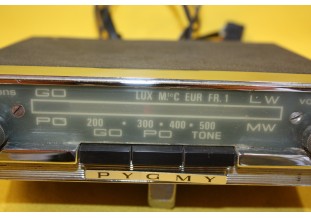 AUTORADIO PYGMY AM69 12V..AUTOS VINTAGE COLLECTION