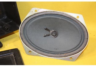 HAUT PARLEUR avec CAISSON...AUTOS VINTAGE COLLECTION