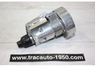 PRISE DE RACCORDEMENT DE CARAVANE OU REMORQUE...AUTOS VINTAGE COLLECTION