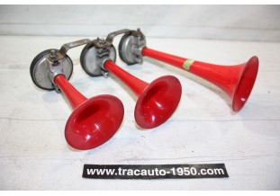 JEU DE 3 TROMPES DE KLAXON ITALIEN FISA...AUTOS VINTAGE COLLECTION