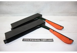 PAIRE DE FLECHES DE DIRECTION 6V ENCASTRABLES...AUTOS CAMIONS ANCIENS COLLECTION