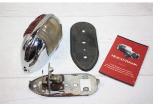 FEU LATERAL DROIT MARCHAL FANAL LUXE...AUTOS ANCIENNES COLLECTION voir descriptif