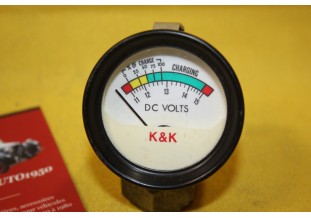 MANO VOLTMETRE 12V DE TABLEAU DE BORD K et K...AUTOS DIVERS
