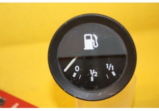 MANO DE NIVEAU D'ESSENCE VEGLIA 12V...AUTOS VINTAGE COLLECTION  voir descriptif