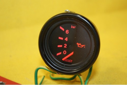 MANO DE PRESSION D'HUILE JAEGER 12V 6 bars...R8 S R8 GORDINI SIMCA RALLYE voir descriptif