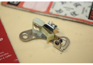 JEU DE RUPTEURS F421 pour ALLUMEURS FORD/DELCO REMY...TAUNUS CAPRI CORTINA voir descriptif