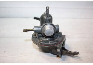 POMPE A ESSENCE GUIOT Y2 TYPE D 3 SORTIES...RENAULT R16 R18 FUEGO
