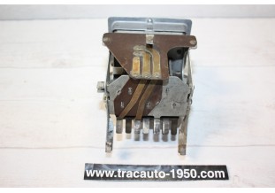 COMMANDE DE VITESSE AUTOMATIQUE A TOUCHES JAEGER 070527...RENAULT DAUPHINE R8
