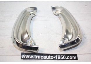 ENJOLIVEURS EXTERIEURS D/G DE CALANDRE...RENAULT R16