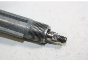 PALIER OU AXE D'ESSUIE GLACE BOSCH...RENAULT R12 2ème MONTAGE voir descriptif