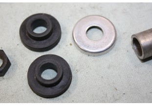 KIT REPARATION PALIER OU AXE D'ESSUIE GLACE GAUCHE SEV...4CV DAUPHINE voir descriptif