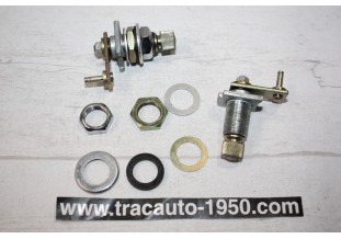 PAIRE DE PALIERS OU D'AXES D'ESSUIE GLACE SEV 54000403...CITROEN 2CV