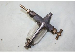 DECANTEUR OU FILTRE A ESSENCE I.H....TRACTEURS INTERNATIONNAL MASSE...