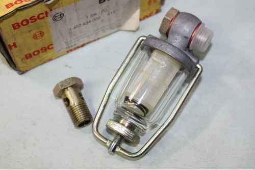 DECANTEUR OU FILTRE A ESSENCE BOSCH 1457434000...AUTOS ANCIENNES DI...