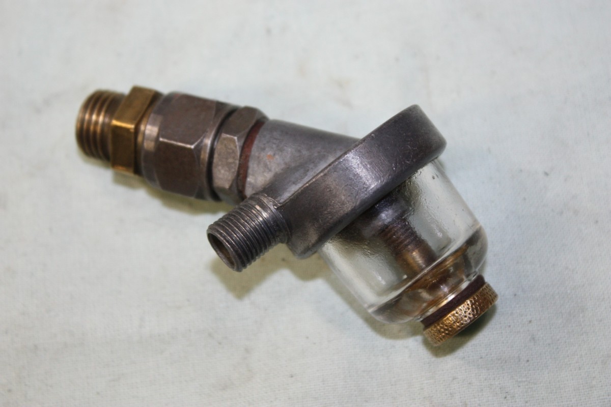 DECANTEUR OU FILTRE A ESSENCE AMERO....AUTOS MOTOS ANCIENNES DIVERS...