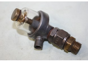 DECANTEUR OU FILTRE A ESSENCE AMERO....AUTOS MOTOS ANCIENNES DIVERS...