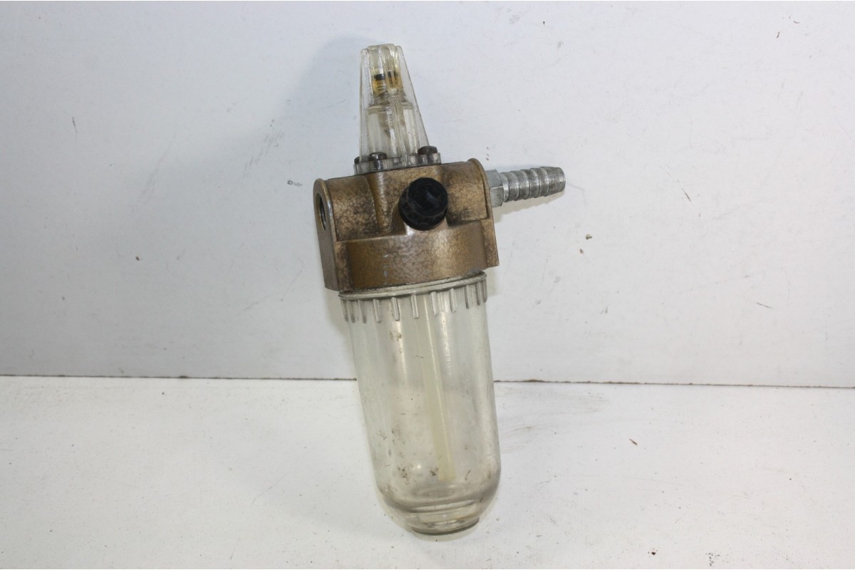 FILTRE A  HUILE...AUTOS DIVERS COLLECTIONS / ANCIENNES