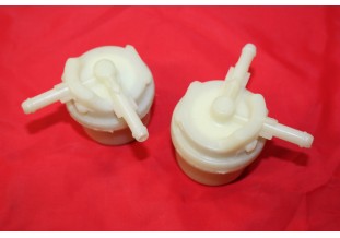 LOT DE 2 FILTRES A ESSENCE SORTIES HORIZONTALES 7,5mm...AUTOS DIVER...