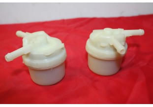 LOT DE 2 FILTRES A ESSENCE SORTIES HORIZONTALES 7,5mm...AUTOS DIVER...