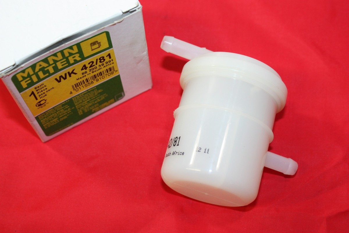 FILTRE A ESSENCE MANN FILTER WK 42/81...SUZUKI LJ80 SJ410 SJ413 et ...