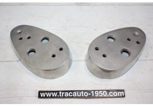 PAIRE DE SUPPORTS ENJOLIVEURS pour FEUX AR D/G SEIMA 3124...CITROEN TRACTION 11CV 15/6 ap 1952