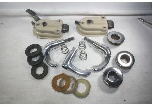 LOT DE POIGNEES ET SERRURES DE PORTES AV/AR...CITROEN 2CV AZ AZL - ...