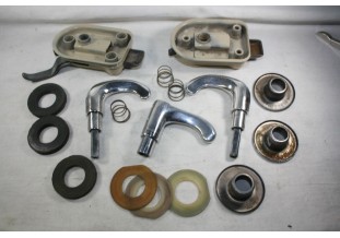 LOT DE POIGNEES ET SERRURES DE PORTES AV/AR...CITROEN 2CV AZ AZL - ...