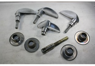 ENSEMBLE DE POIGNEES DE PORTES EXTERIEURES AV/AR...CITROEN 2CV 4/6 ...