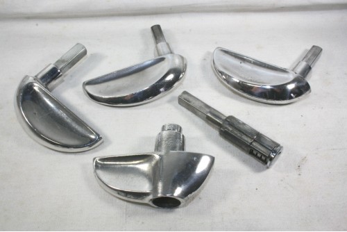 JEU DE 4 POIGNEES DE PORTE EXTERIEURE AV/AR...CITROEN 2CV  AZL AZAM...