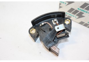 PORTE BALAIS PARIS RHONE 95.788U POUR ALTERNATEUR 12V...104 204 304...