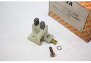 PORTE BALAIS 16420003 pour ALTERNATEURS ISKRA...CITROEN 2CV MEHARI DYANE