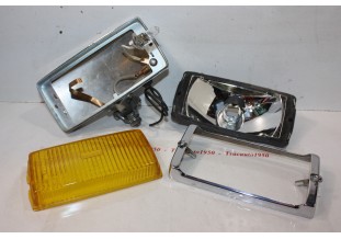 PAIRE DE FEUX ADDITIONNELS AB BOSCH 1305620016...AUTOS ANCIENNES CO...