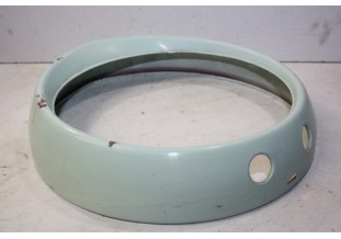 UN CERCLAGE DE PHARE SEVMARCHAL 61920703 D/185mm...PEUGEOT 404 ts t...