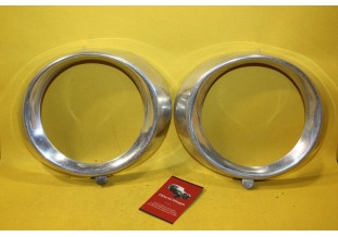 PAIRE DE CERCLAGES OU ENJOLIVEURS DE PHARE ALU D/150mm...PANHARD PL 17