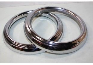 PAIRE DE CERCLAGES DE PHARES SEV MARCHAL D/150mm...SIMCA TALBOT 1000 R10 voir descriptif