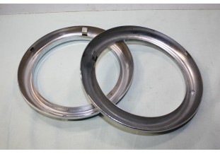 PAIRE DE CERCLAGES DE PHARES SEV MARCHAL D/150mm...SIMCA TALBOT 1000 R10 voir descriptif
