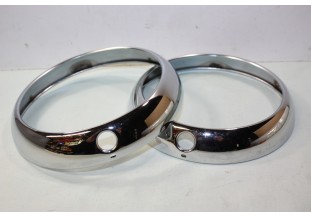 PAIRE DE CERCLAGES DE PHARES SEV MARCHAL 103378 D/150mm...RENAULT 4CV R8 voir descriptif