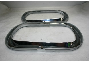 PAIRE DE CERCLAGES DE PHARE D/G CIBIE ...RENAULT R10