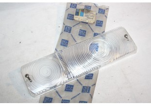 CABOCHON DE FEU AV GAUCHE SEIMA 412  NEUF..PEUGEOT 104 S ZS - Traca...