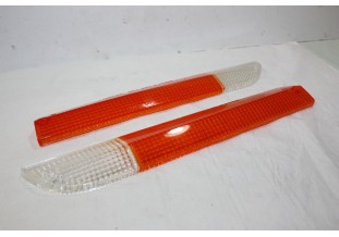 PAIRE DE CABOCHONS DE FEU AVANT D/G FRANKANI...PEUGEOT 504