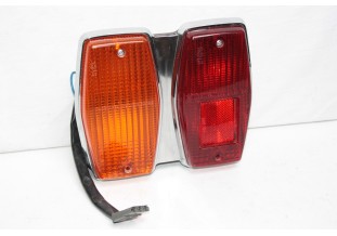 FEU ARRIERE GAUCHE CIBIE 80.76 B COMPLET...PEUGEOT 304 BERLINE 1969/1972