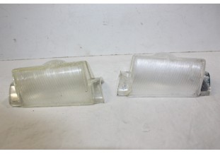 PAIRE DE CABOCHONS AVANT D/G PK LMP 3107...SIMCA 1100 1300 1500