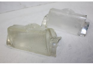 PAIRE DE CABOCHONS AVANT D/G PK LMP 3107...SIMCA 1100 1300 1500