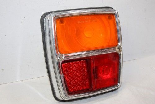 FEU ARRIERE GAUCHE AXO 6303...SIMCA 1000