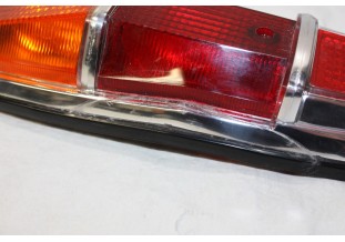 CABOCHON DE FEU ARRIERE D / G SEIMA 613...SIMCA 1300 1500 1301 1501 BREAK