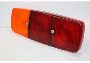 CABOCHON ARRIERE GAUCHE HELLA 43332...CAMIONS AUTOCARS UTILITAIRES COLLECTIONS