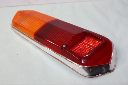 CABOCHON AR DROIT SEIMA 617...RENAULT R16 avant 10/1970 - Tracauto1950